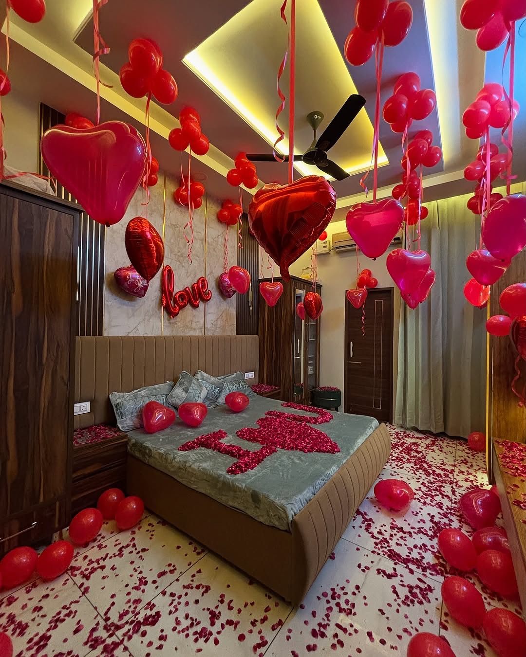 Romantic Bedroom Decoration
